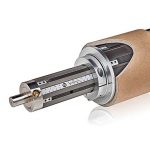 Vista de un eje expansible con el adaptador que encaja perfectamente en el canuto de cartón del eje